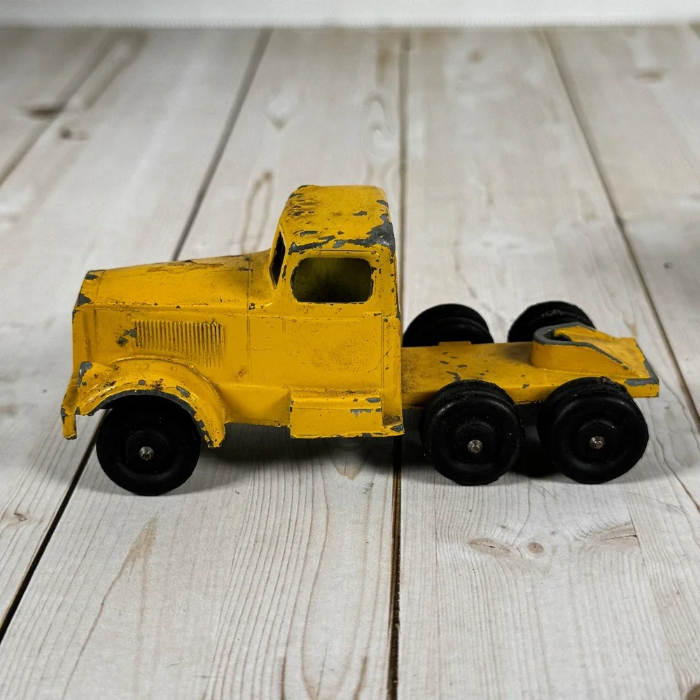 Vintage Ralstoy Pressed Steel‎ Semi Truck Yellow Cab Red Trailer 1950s